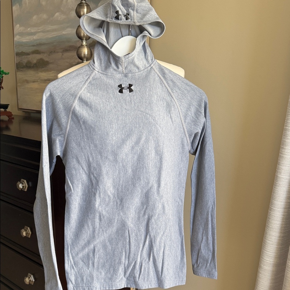 Under Armour Light Gray Pullover